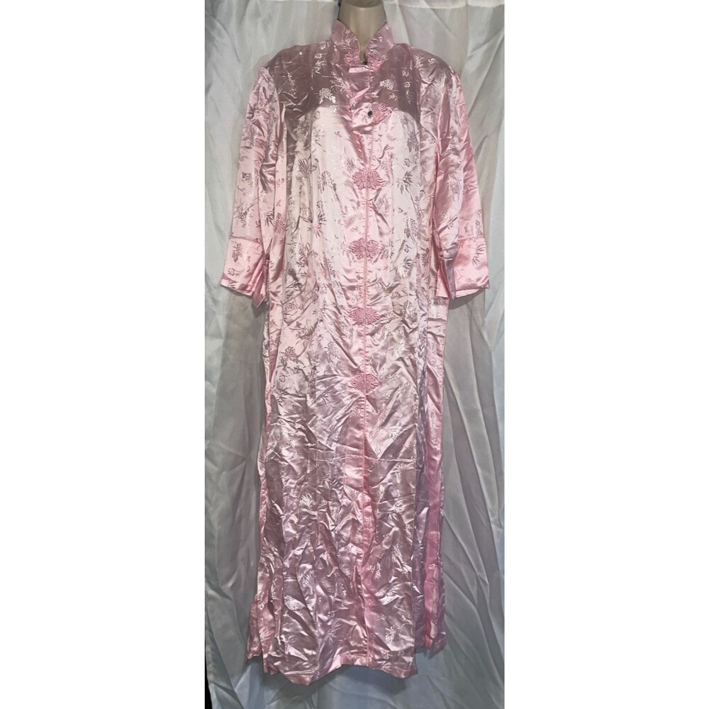 VINTAGE CHINESE SILK BROCADE LONG ROBE by Double Peach China